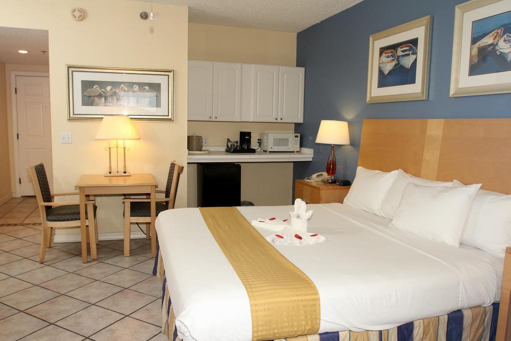 Chart House Suites And Marina Clearwater Beach Bagian luar foto