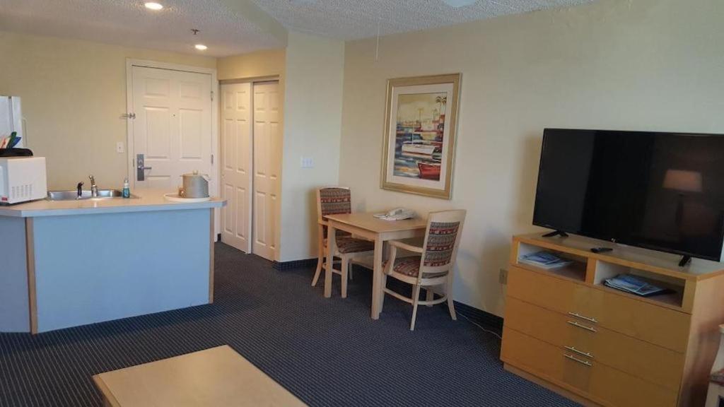 Chart House Suites And Marina Clearwater Beach Bagian luar foto