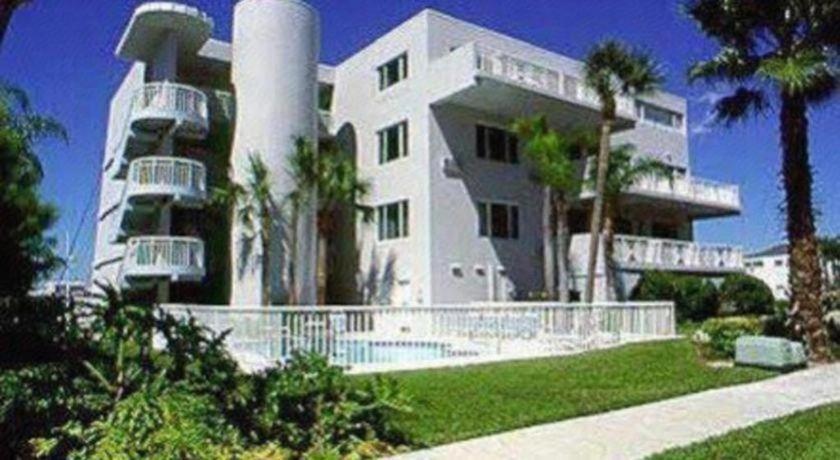 Chart House Suites And Marina Clearwater Beach Bagian luar foto