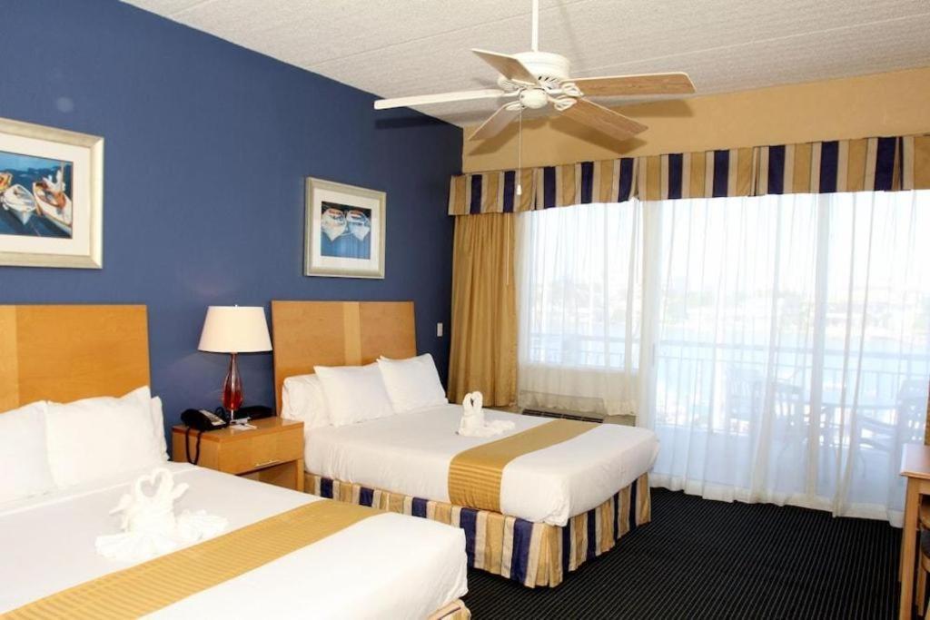Chart House Suites And Marina Clearwater Beach Bagian luar foto