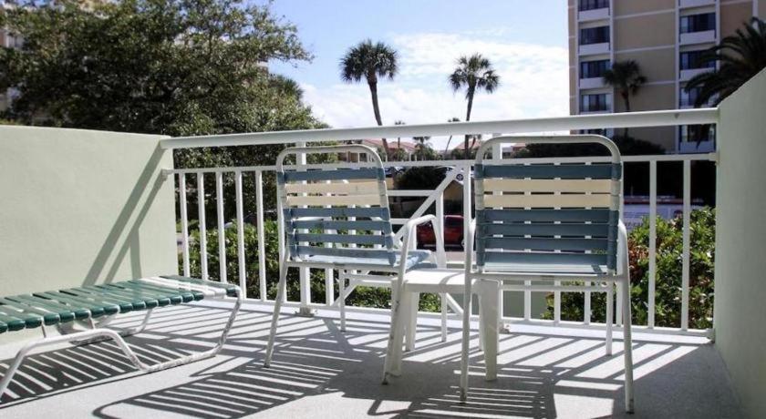 Chart House Suites And Marina Clearwater Beach Bagian luar foto