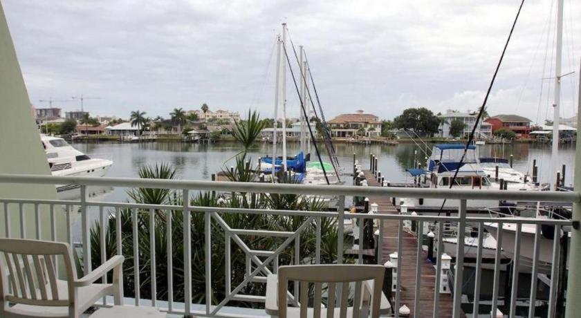 Chart House Suites And Marina Clearwater Beach Bagian luar foto