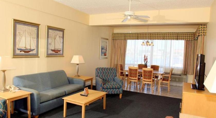 Chart House Suites And Marina Clearwater Beach Bagian luar foto